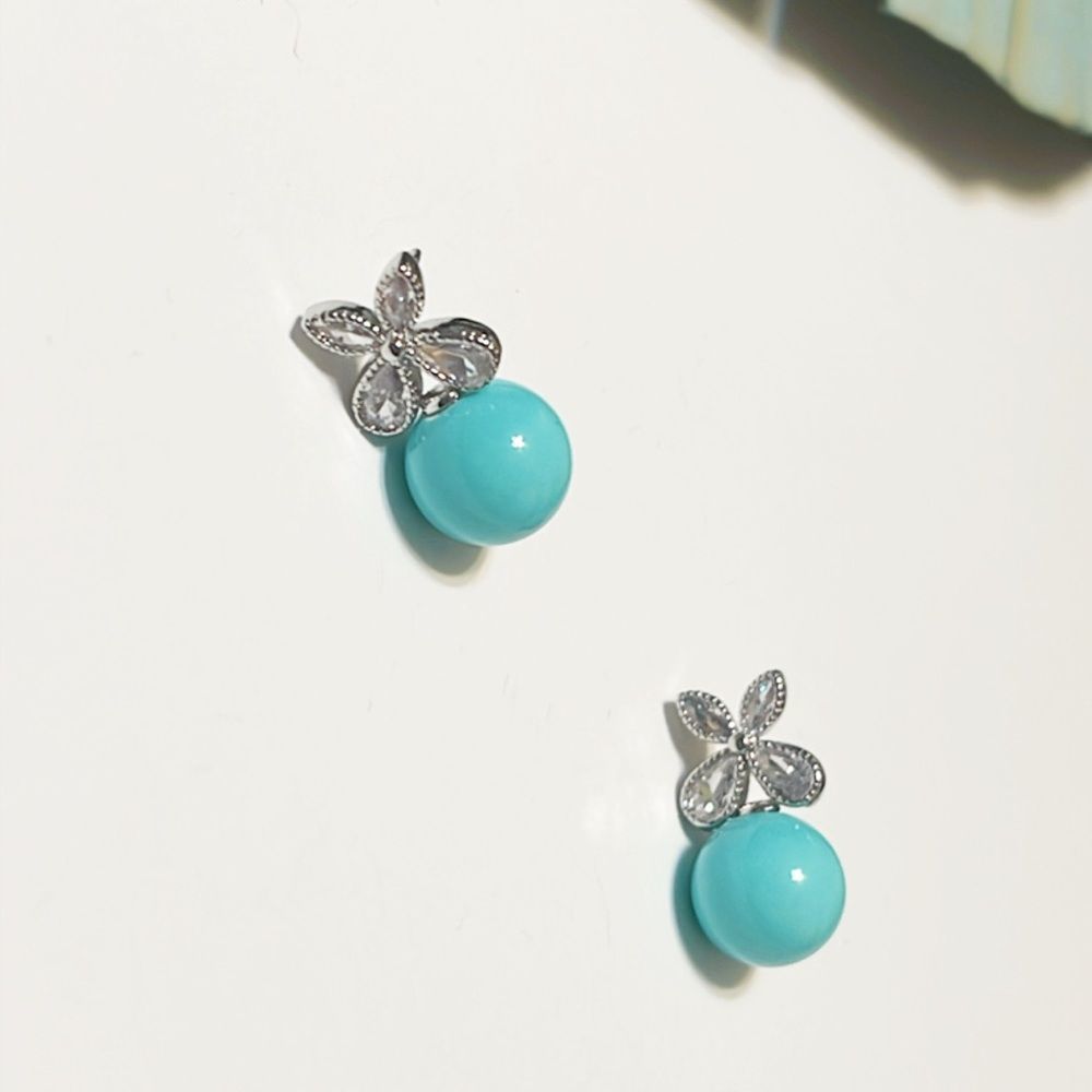 Dainty Floral earrings #156 - Picture 4 of 6